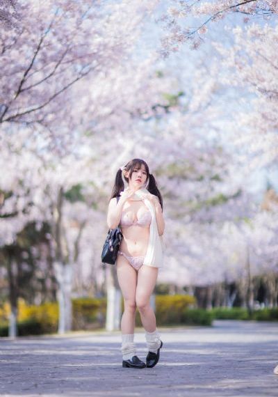 亚洲国产蜜臀AV无码精品无广_高清完整视频观看